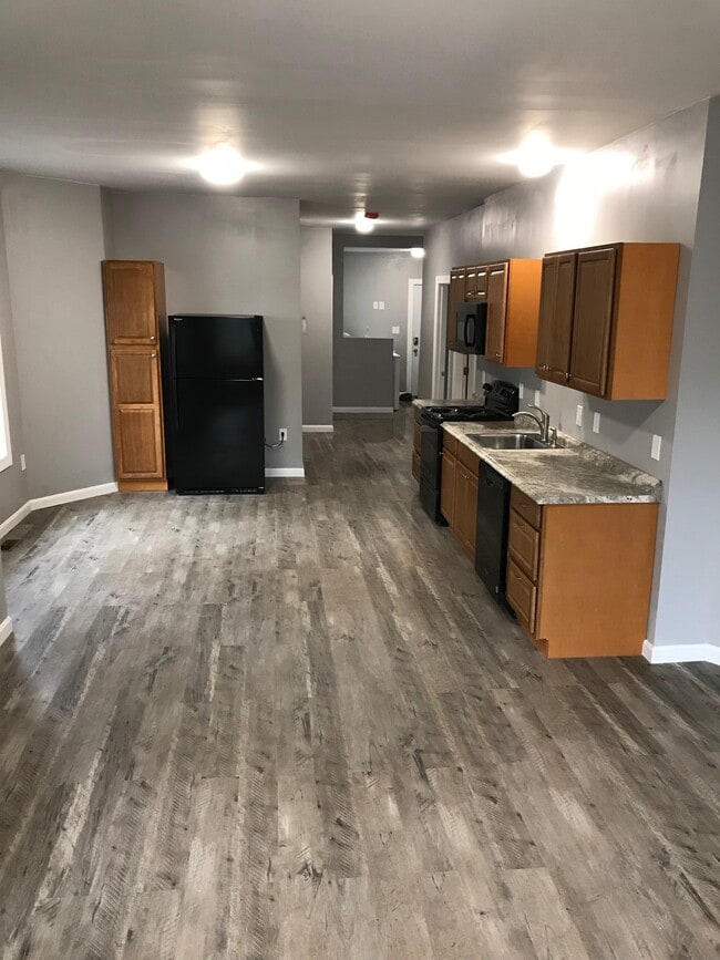176 Blossom St, Unit #1