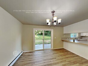 6406 64th St SE in Snohomish, WA - Foto de edificio - Building Photo