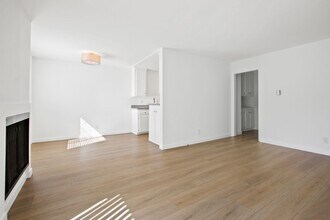 817 Hill St in Santa Monica, CA - Building Photo - Building Photo