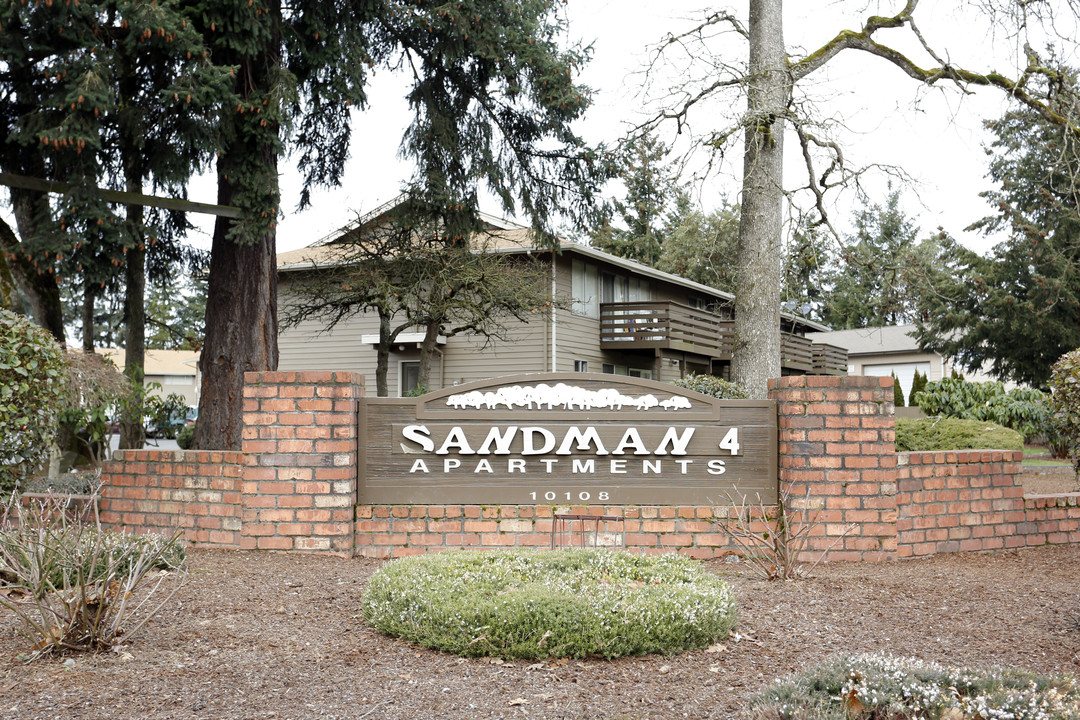 Sandman IV in Lakewood, WA - Foto de edificio