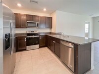 5741 Cape Primrose Dr in Sarasota, FL - Building Photo - Building Photo