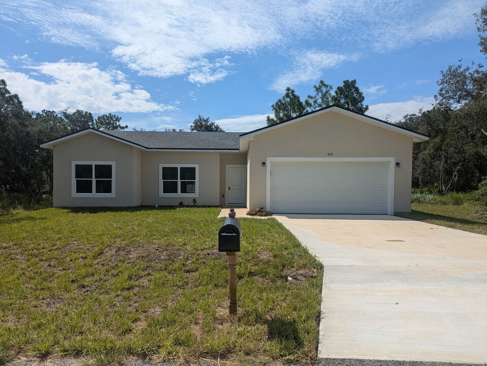 431 Rainbow Ct in Kissimmee, FL - Building Photo