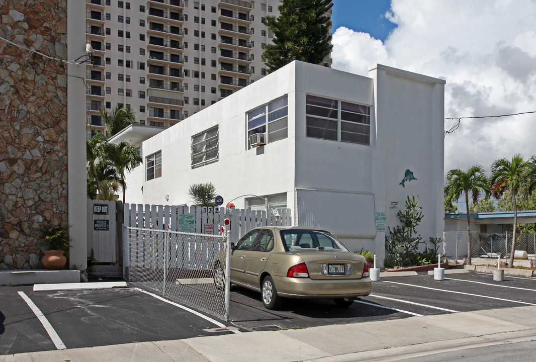 332 Georgia St in Hollywood, FL - Building Photo