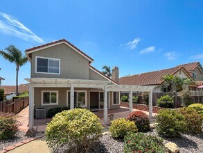 1714 Avenida Alta Mira in Oceanside, CA - Building Photo - Building Photo