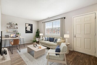 Wellington Place in Cincinnati, OH - Building Photo - Building Photo