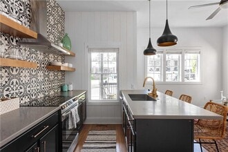538 Winton Terrace NE in Atlanta, GA - Building Photo - Building Photo