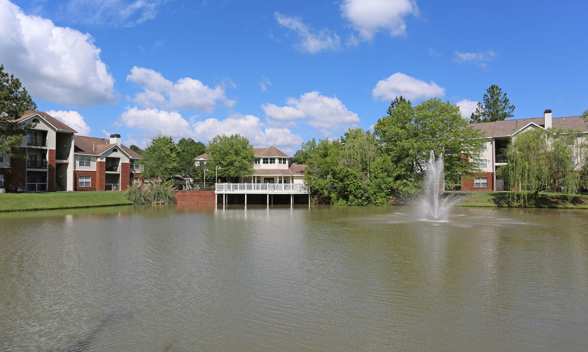 Anthos at Belmont in Montgomery, AL - Building Photo