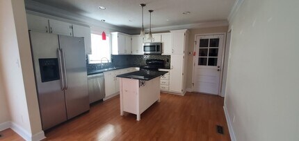 1994 Westcliff Rd in Fayetteville, NC - Building Photo - Building Photo