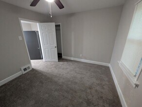 5305 Fletcher St in Jennings, MO - Building Photo - Building Photo