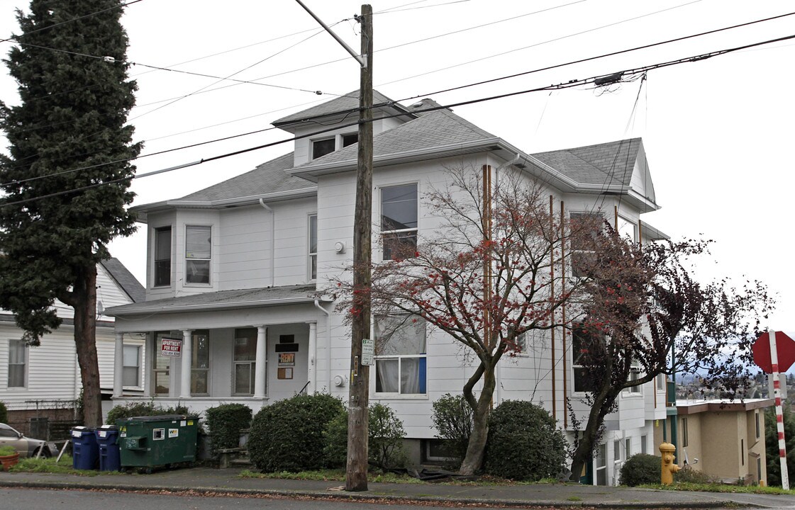 Viewpoint Apartments in Seattle, WA - Building Photo