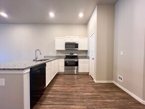 2120 N Avenue K in Lubbock, TX - Building Photo - Building Photo