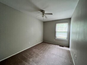 1612 Darren Cir in Portsmouth, VA - Building Photo - Building Photo