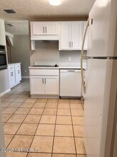 4124 Huntington Forest Blvd in Jacksonville, FL - Building Photo - Building Photo