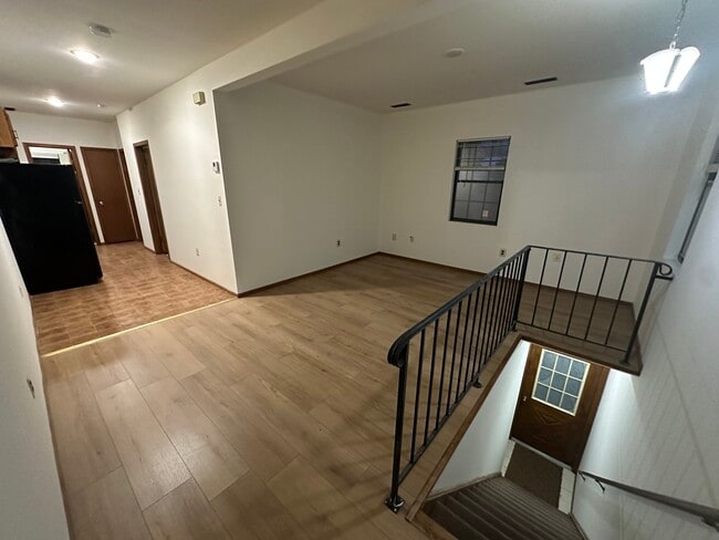 1747 E 2nd St, Unit 2 in Scotch Plains, NJ - Building Photo - Building Photo