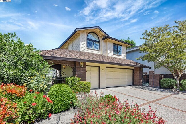 property at 124 Birchbark Pl