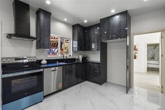 10801 1/2 Wescott Ave in Los Angeles, CA - Building Photo - Building Photo