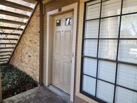 1311 Antoine Dr photo'