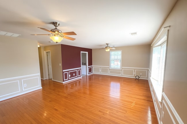 42802 Higgs Ln in Hollywood, MD - Building Photo - Building Photo