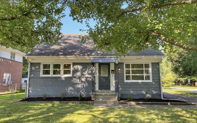property at 2600 Browns Ln
