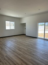 9220 E Ave T 6 in Littlerock, CA - Building Photo - Building Photo
