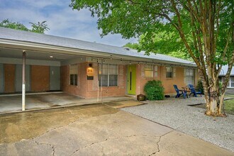 2110 Bluebonnet Ln in Austin, TX - Building Photo - Building Photo