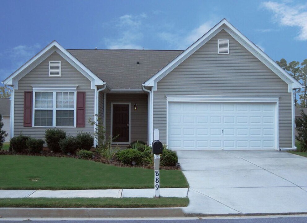 889 Clairidge Elm Trail SW in Lawrenceville, GA - Foto de edificio