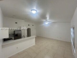 312 NE 3rd St in Hallandale Beach, FL - Building Photo - Building Photo