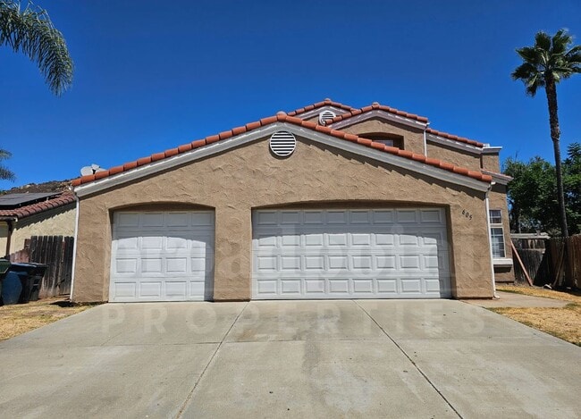 605 Iona Ct in Escondido, CA - Building Photo - Building Photo