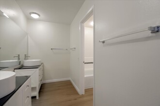 4200 Via Dolce, Unit 133 in Marina Del Rey, CA - Building Photo - Building Photo