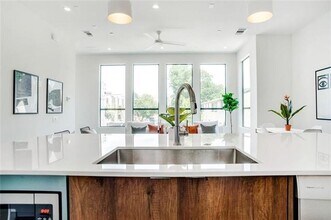 4708 Monarch St in Dallas, TX - Building Photo - Building Photo