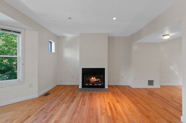 58 Edgewood Ave in New Haven, CT - Building Photo - Building Photo