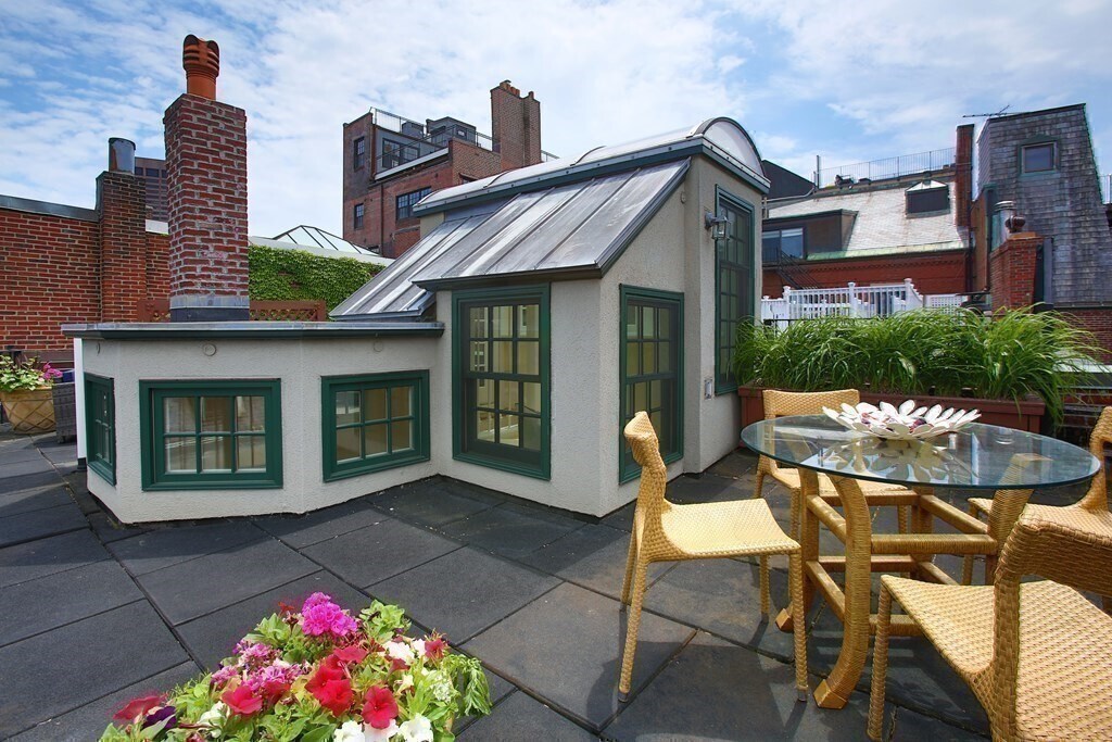 36 Pinckney St in Boston, MA - Foto de edificio