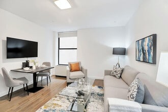 888 6th Ave-Unit -ID344485P in New York, NY - Foto de edificio - Building Photo