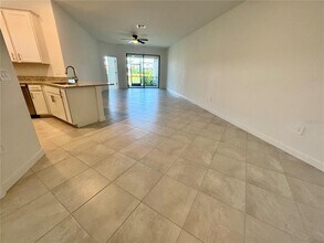 15511 Sunny Day Dr in Bradenton, FL - Building Photo - Building Photo