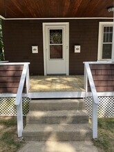 465 Beacon St, Unit #1 in Manchester, NH - Foto de edificio - Building Photo
