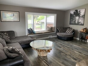 110 Saker Pl in Nanaimo, BC - Building Photo - Building Photo