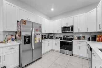 17805 SW 114th Ct in Cutler Bay, FL - Building Photo - Building Photo