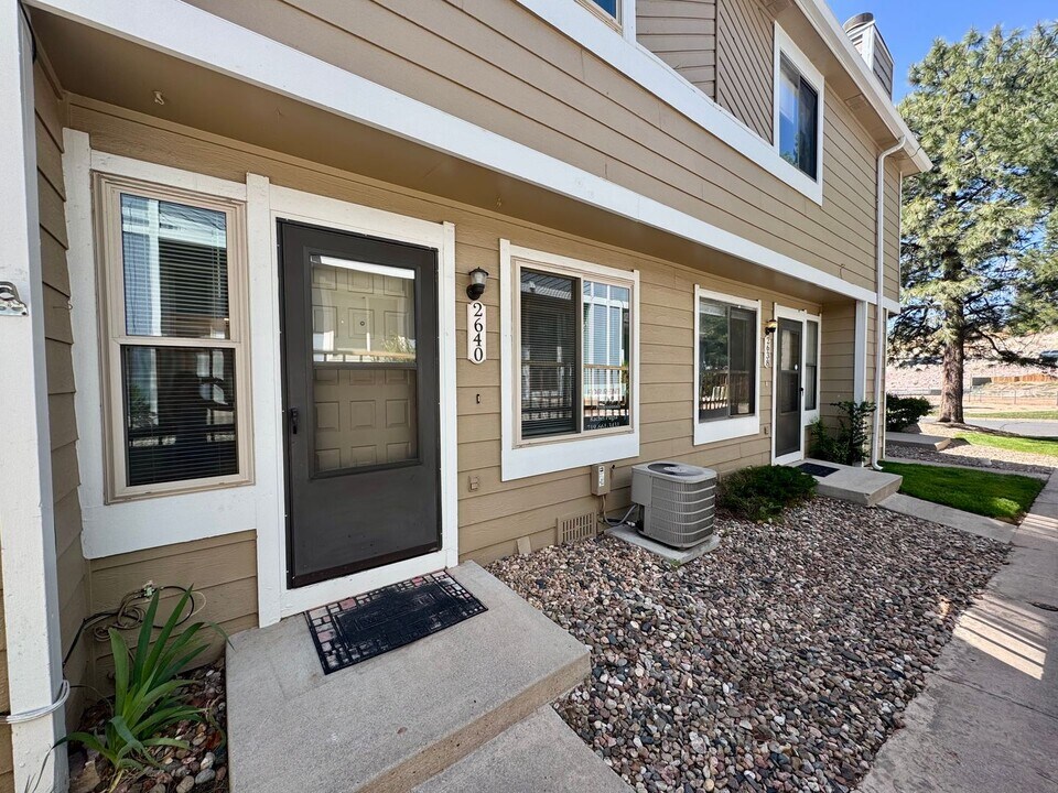 2640 Hearthwood Ln in Colorado Springs, CO - Building Photo