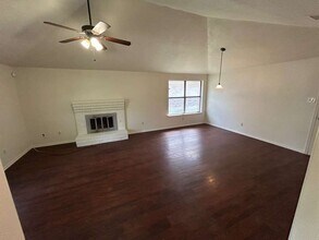 11802 James Dr in Balch Springs, TX - Building Photo - Building Photo