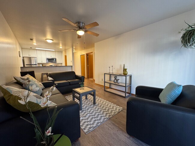 Hamilton Pointe in Madison, WI - Building Photo - Building Photo