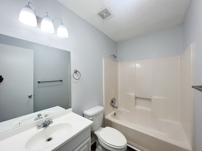 104 Greencastle Dr in Goose Creek, SC - Building Photo - Building Photo