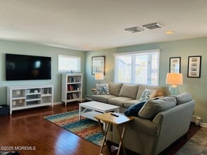 245 24th Ave in Bayville, NJ - Building Photo - Building Photo