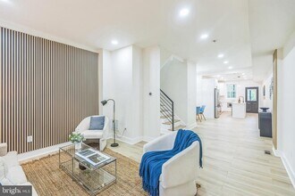 1129 8th St NE in Washington, DC - Building Photo - Building Photo