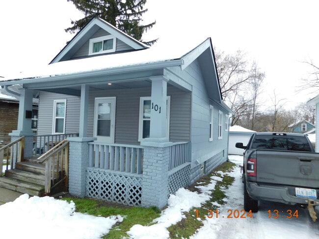 property at 101 Poplar Ave