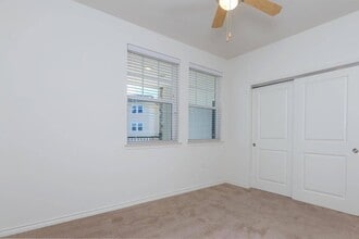 4100 N Parkdale Ln in Denison, TX - Building Photo - Building Photo