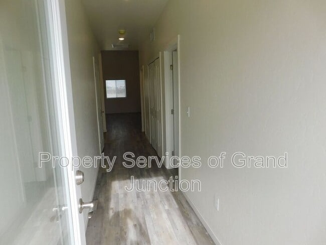 2360 Canyon Ct in Grand Junction, CO - Building Photo - Building Photo