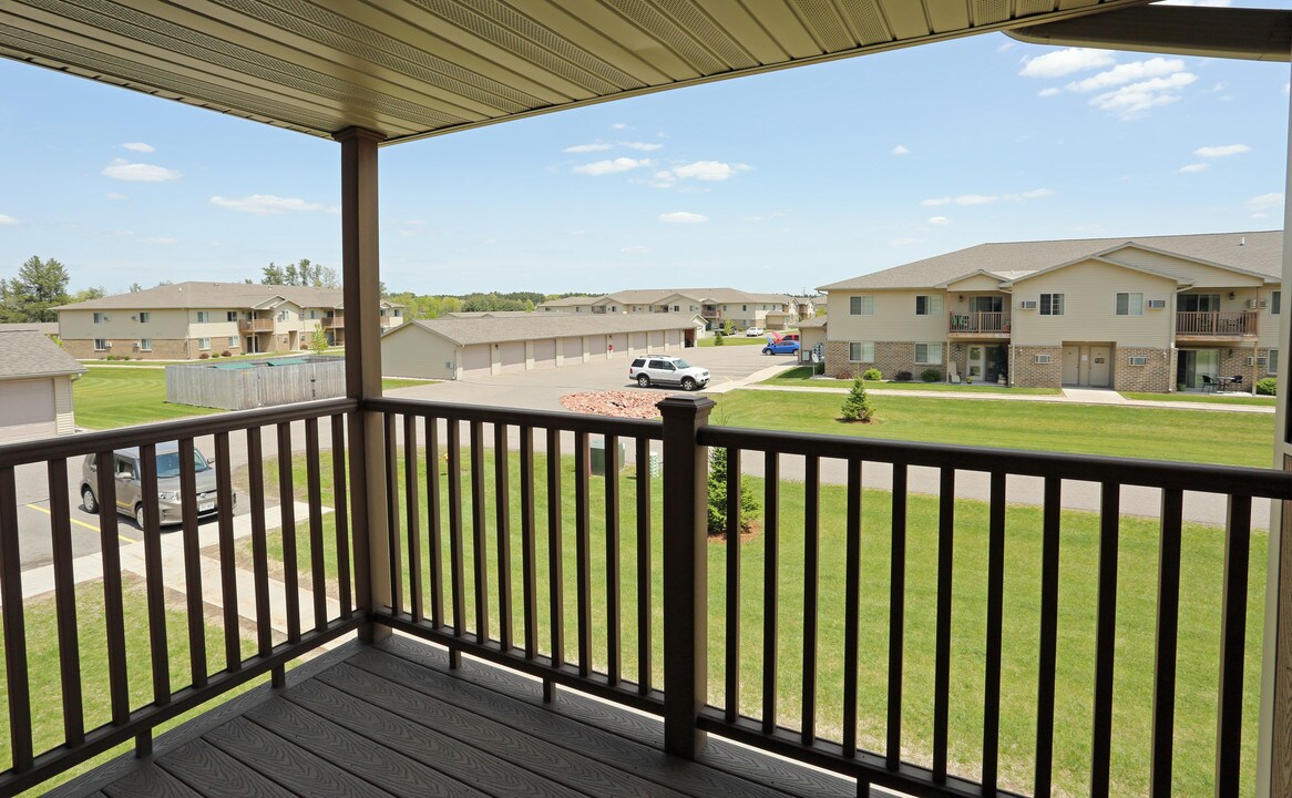 Willow Estates in Plover, WI - Building Photo