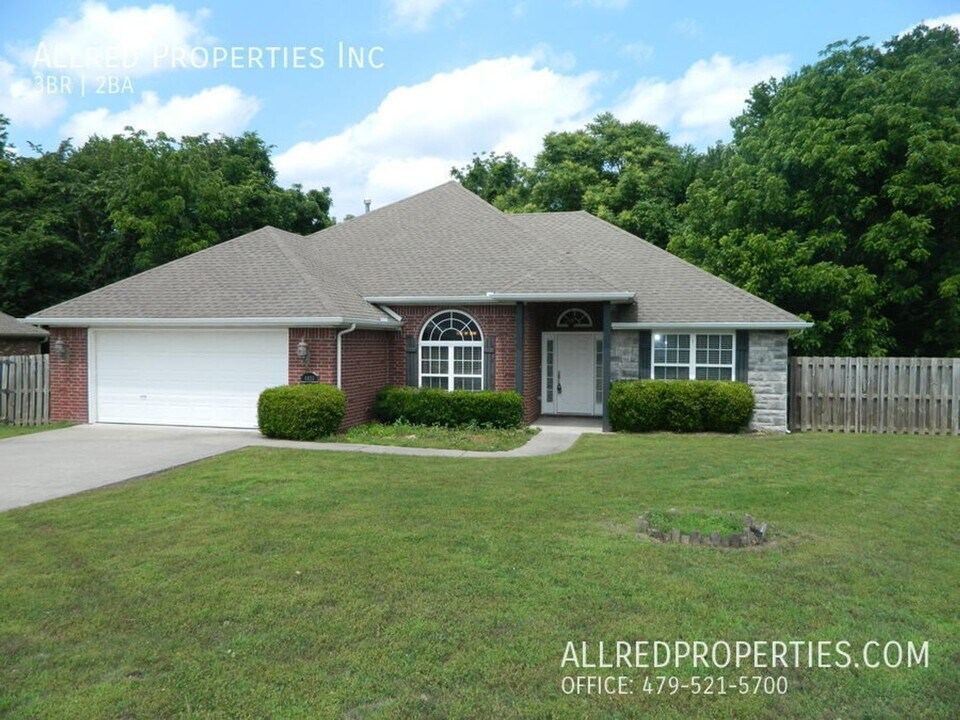 4924 Waverly Rd in Fayetteville, AR - Building Photo