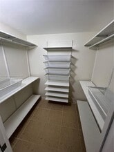 4780 NW 102nd Ave in Doral, FL - Building Photo - Building Photo