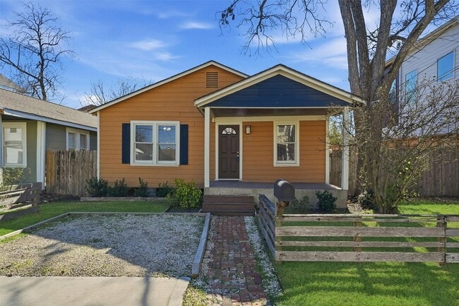 property at 1110 E 27th St